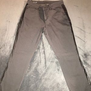 Ann Taylor curvy fit women’s size 10.